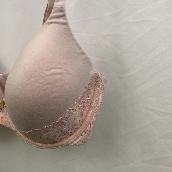 Body By Victoria’s Secret 34D Bra Lined Perfect Coverage Light Pink Lace - Picture 5 of 15
